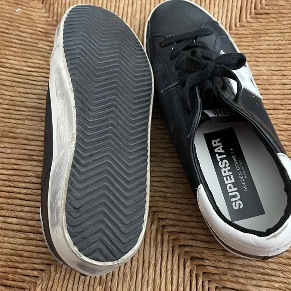 Golden Goose Superstar Sneaker (Women) Black and White - Picture 2 of 2